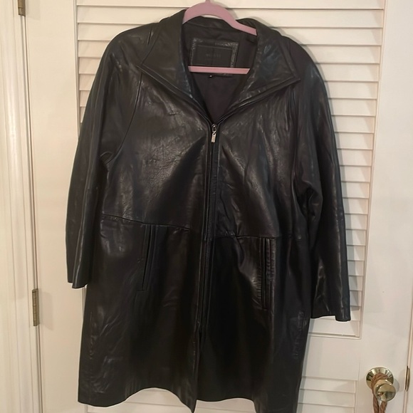 Avanti Black So Soft Leather Zip Jacket Sleek and Stylish - Picture 1 of 16